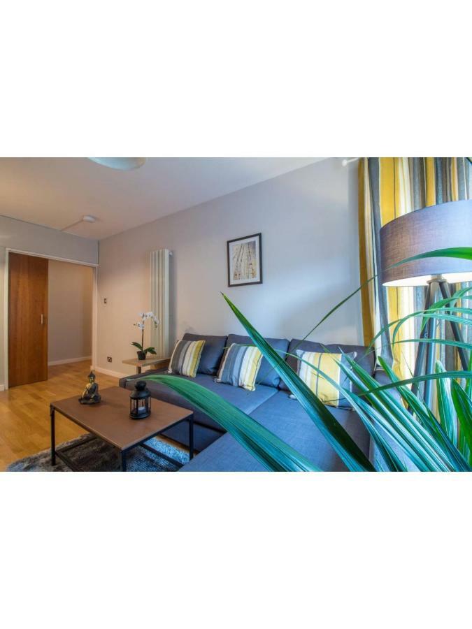 And Stylish One Bedroom * EDI